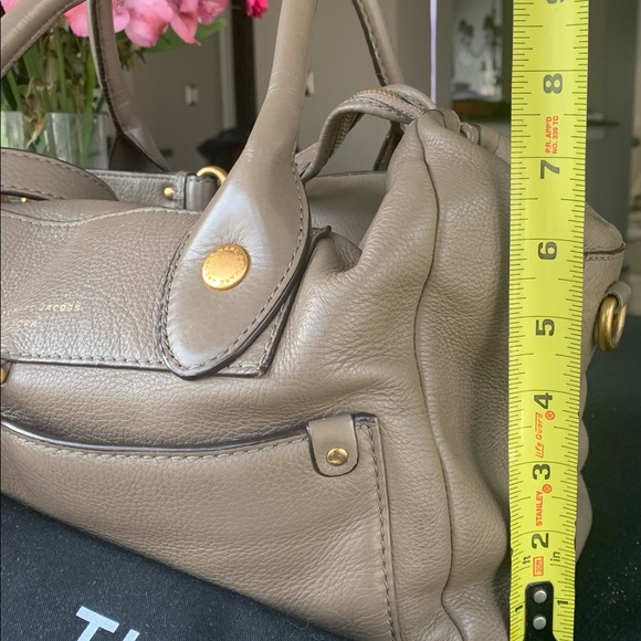 Marc Jacobs Leather Handbag - Picture 5 of 9